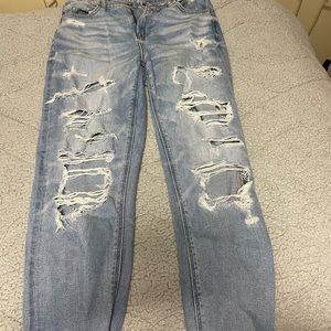 American eagle jeans. Only worn twice! Great condition
